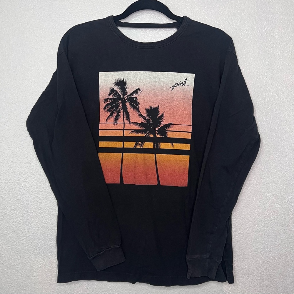 ☀️PINK Victoria’s Secret Island Beach graphic with deep keyhole back Siz…